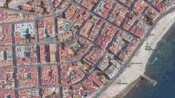 No dan crédito con la forma de una piscina en Torrevieja: la tienes en esta imagen de Google Maps