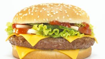 Una conocida técnica en nutrición revela por qué el moho nunca aparece en la comida basura