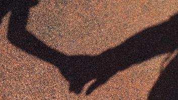 Dos niños de corta edad, deambulando por Soria, descalzos y con positivo en cocaína