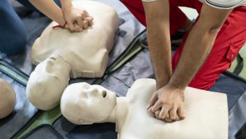 Acude a un "curso de emergencias" y hace esta (exagerada) reflexión