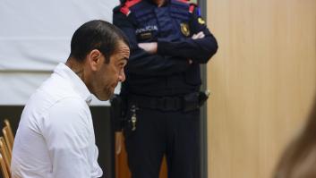 La madre de Dani Alves defiende a su hijo en televisión tras la vista oral