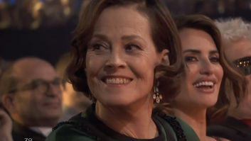 Las cámaras captan lo que ha pasado con Sigourney Weaver cuando Loles León ha dicho esto en los Goya