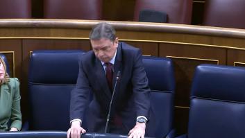 Luis Planas sufre un vértigo en mitad del Pleno del Congreso