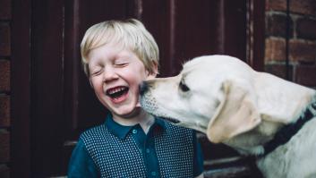 Esta es la edad a la que los niños pueden tener mascota, según un pediatra
