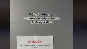 Le roban unas zapatillas en el trabajo y cuelga este cartel: jaque mate al ladrón