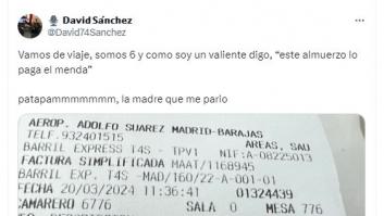 Se ofrece a pagar un almuerzo en el aeropuerto y se encuentra esta sorpresa en el ticket
