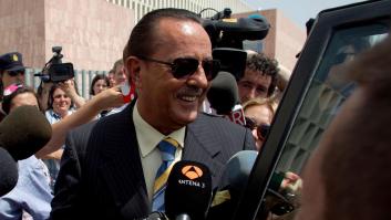 Julián Muñoz, ingresado por insuficiencia respiratoria