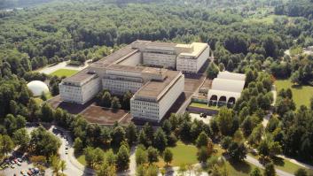 El espía español captado por la CIA reconoce haberse llevado información clasificada a casa