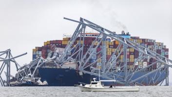 El barco que chocó con el puente de Baltimore tiene contenedores con químicos peligrosos
