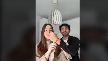 Le critican por llevar una pulsera con la bandera de España y se corona con su respuesta