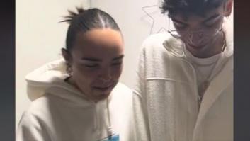 Tres malagueños viajan a Madrid, alquilan un 'piso' en Airbnb y alucinan con el lugar