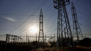 La luz estará este lunes a cero euros prácticamente todo el día