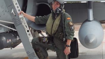 Una mujer rompe todos los límites con los cazas españoles