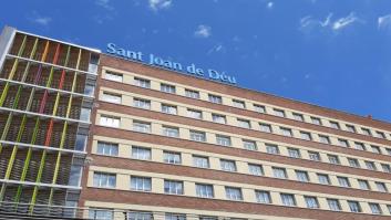Médicos del Hospital Sant Joan de Déu extraen una aguja de anestesia del cráneo de una niña de 4 años