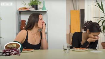 La reacción de una estadounidense al probar el conejo al ajillo es simplemente adictiva