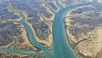 Esta zona golpeada por la sequía sorprende con el agua embalsada