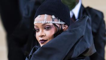 Identifican a la mujer detenida tras tiroteo contra la casa de Rihanna en Los Ángeles y fijan contra ella una fianza millonaria