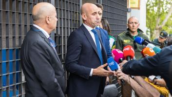 El juez manda a juicio a Luis Rubiales por 'agresión sexual' y 'coacciones' a Jenni Hermoso