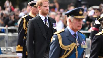 Carlos III ofreció a alojamiento al príncipe Harry, pero él prefirió quedarse en un hotel