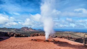Heridos una mujer y un niño al quemarse con el vapor de un géiser en Lanzarote