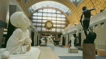 Una activista ecologista detenida en París al pegar un poster en un Monet