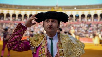 Destroza el contador de 'me gusta' con lo que ha hecho al ver a Morante brindar un toro a Abascal