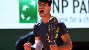 Carlos Alcaraz se clasifica para su primera final en Roland Garros tras una heroica remontada ante Sinner