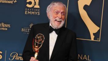 Dick Van Dyke, deshollinador de 'Mary Poppins', deja a todos con la boca abierta con este gesto en los Emmy