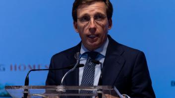 Almeida explica que su cartel del Orgullo está consensuado con los empresarios de Chueca y carga contra la izquierda