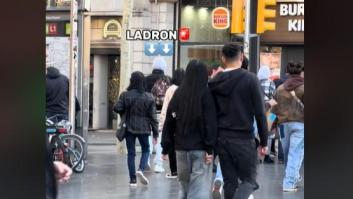 El robo de una mochila en plena calle se convierte en una estrategia de marketing brutal: puro cine