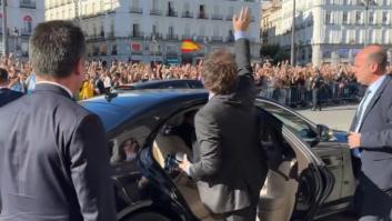 En Argentina se fijan en un detalle de esta imagen de Milei en Madrid