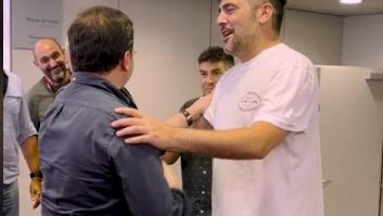 Esta escena de Albares con Estopa es una maravilla: ojo lo que le sueltan al ministro