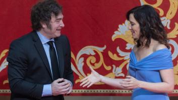 Milei dice que el socialismo arruinará a los españoles: la seria réplica del escritor Manuel Vilas