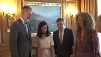 Una experta en protocolo ve "unas formas fuera de lugar" en este momento de Felipe y Letizia