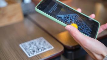 Su tía se queja de que no funciona el código QR de la terraza y lo que ocurre es ORO PURO