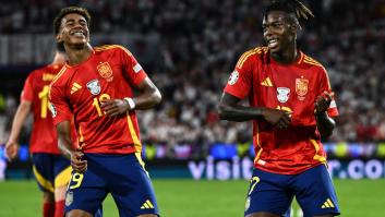 España sabe sufrir, remonta y acaba goleando a Georgia para meterse en cuartos de la Eurocopa