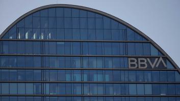 BBVA pone un 10% más sobre la mesa de la opa tras no seducir a ni un accionista de Sabadell