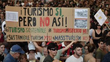 Varios miles de personas protestan en Palma contra la masificación turística de la isla