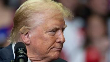 Trump presenta una queja ante la comisión electoral para bloquear el traspaso de fondos de Biden a Harris