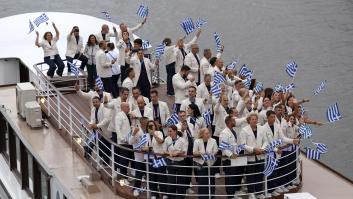 Sale el primer barco de la ceremonia de los JJOO y su nombre es de lo más curioso