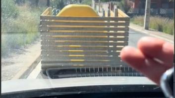 El aparatoso sistema de un ayuntamiento para tirar la basura: tiene a los vecinos indignados