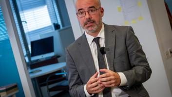 El juez Juan Carlos Peinado imputa al delegado del Gobierno en Madrid en la causa de Begoña Gómez