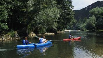 Un hombre de 71 años que hacía el descenso del Sella muere al intentar recuperar la canoa