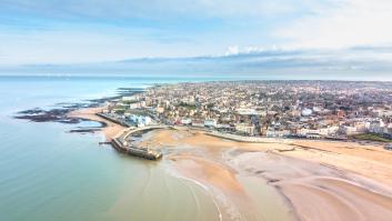 Putin envía 20.000 toneladas del explosivo que destruyó parte de una capital a las puertas de Reino Unido