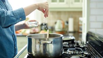 Muestran el recetario más antiguo de España y revela como el alimento más común hoy era un producto de lujo