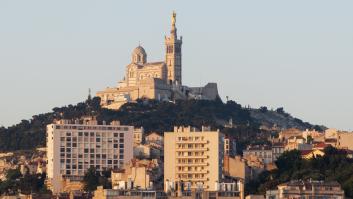 Los arqueólogos acuden a una iglesia y hallan cuerpos enteros y trozos de huesos que pueden conducir a grandes descubrimientos