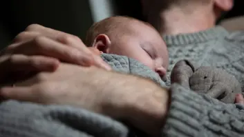 Los científicos coinciden: la testosterona de un padre baja desde el cuarto mes del embarazo de su pareja, y cuanto más baja, más se involucra después con el bebé