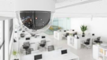 Sentí que me observaban, descubrí lo qué había instalado mi vecino y usé la ley a mi favor