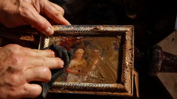 Salvar las fotos o la "memoria familiar" de los afectados por la DANA: "Son objetos muy valiosos e insustituibles"