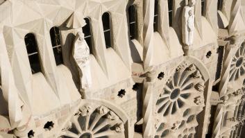 Publica una imagen del estado de la Sagrada Familia y ve una similitud que supera los 10.000 'me gusta'